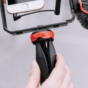 YELANGU Phone Vlogging Kit with Tripod Grip (Double Light) - Image 4