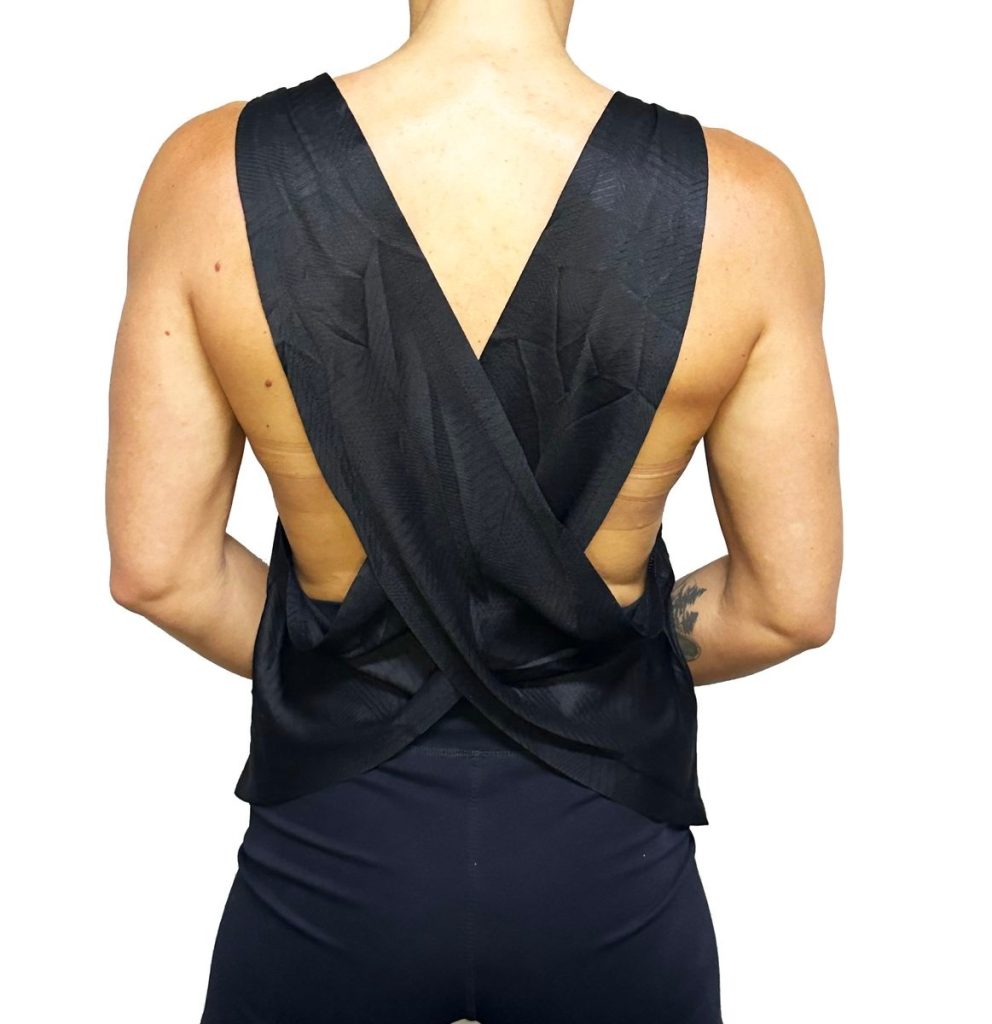 LOBRO Training Vest - Black/Gold