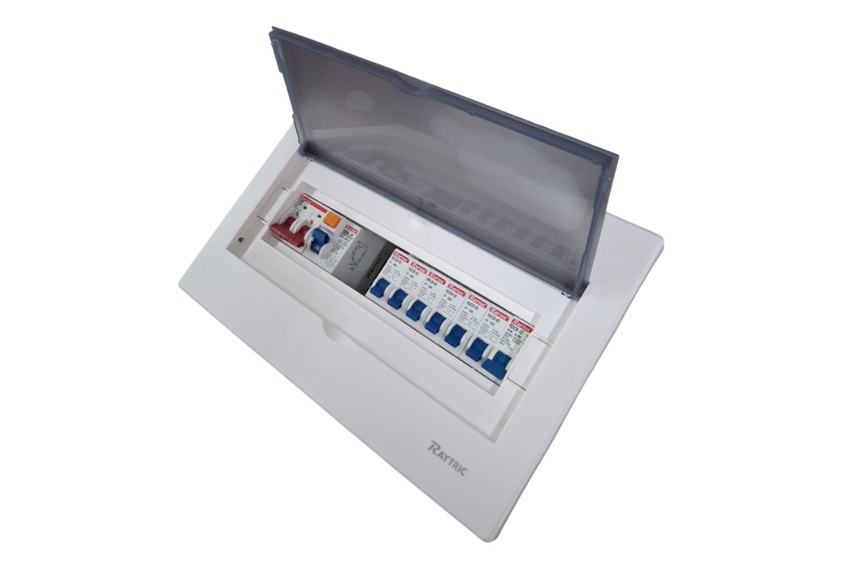 Raytric 12 Way Din Populated Flush PVC Distribution Box ( Metal Base ) - Image 1