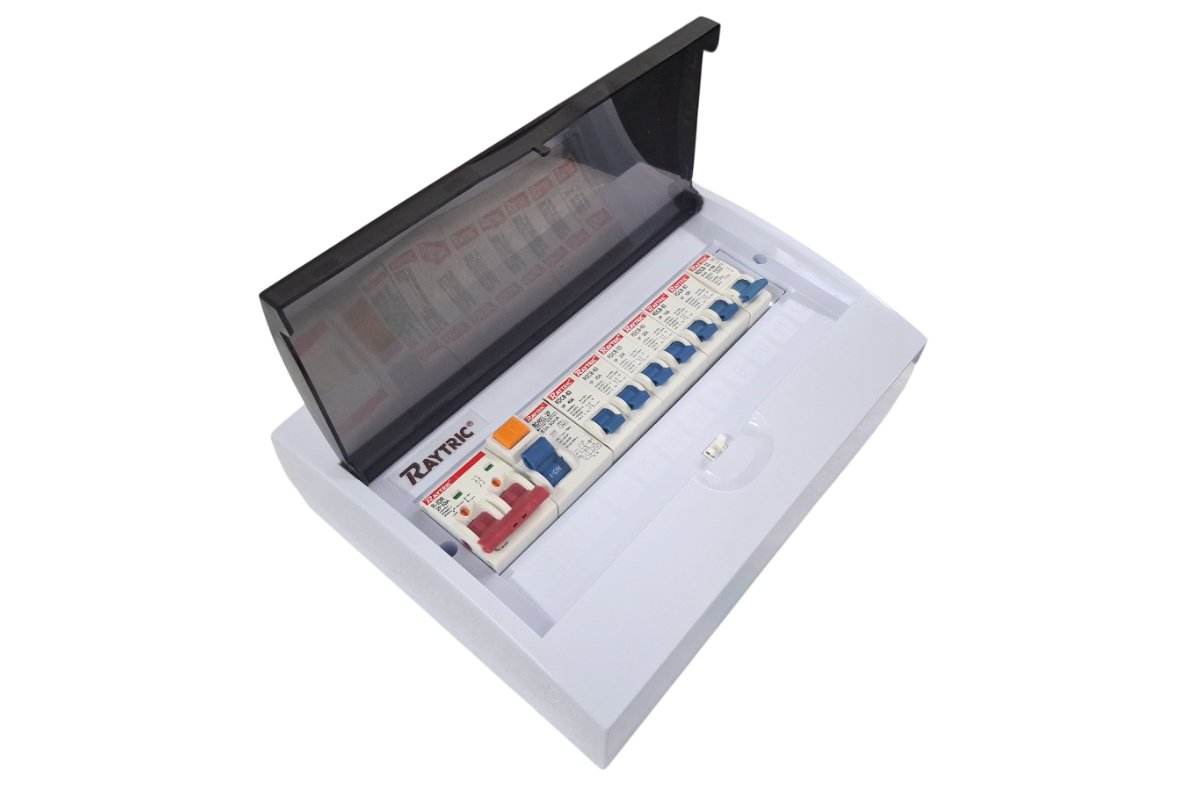 Raytric 12-Way DIN Populated Surface PVC Distribution Board Box - Image 1