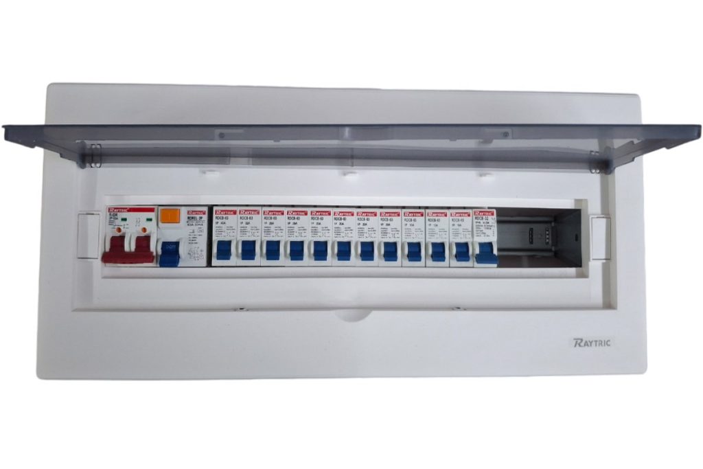 Raytric 18-Way Din Populated Flush Distribution Box| Metal Base |